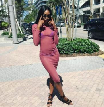 Jazlyn Holloway flaunting her look.